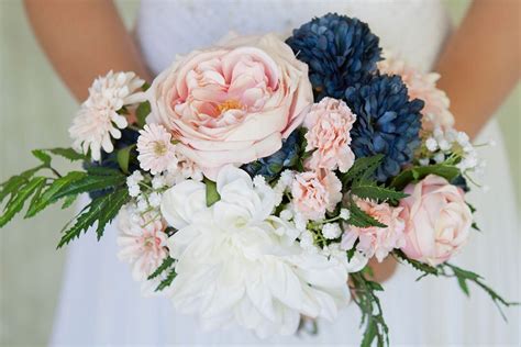 All the pretty details, dresses and suits, neck ties, suspenders and bouquets. 21 Navy And Blush Bouquet For Wedding - weddingtopia ...