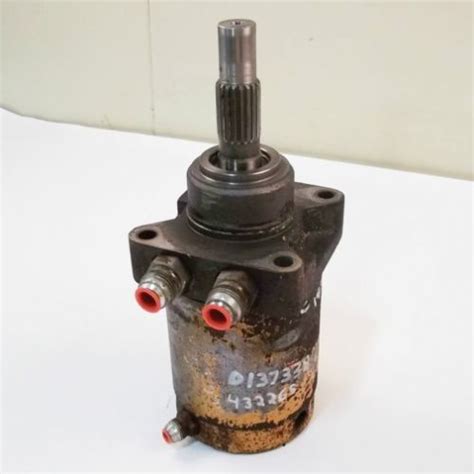 Used Hydraulic Drive Motor Fits Case 1835 1835 1825 1825 1835b 1835b