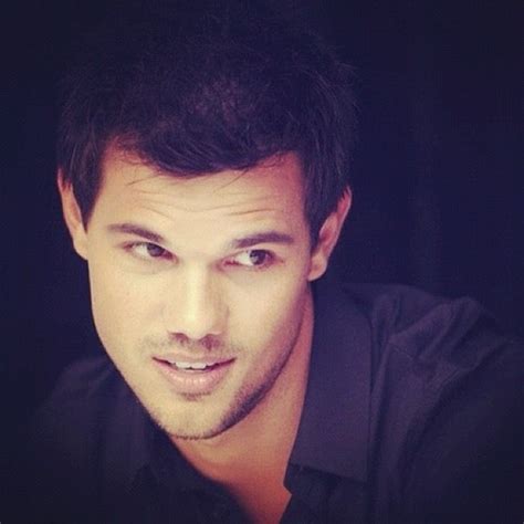 Below, you will find several popular pictures of male celebrities with short hair. Post a pic of an actor with black hair - Hottest Actors ...