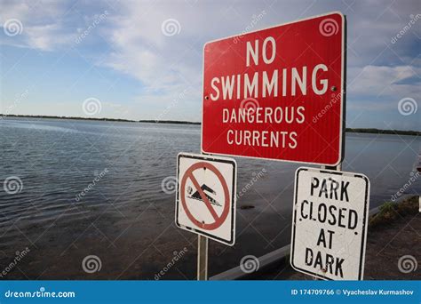 Prohibition Sign Swimming No Swimming Allowed Sign Please Don T Swim