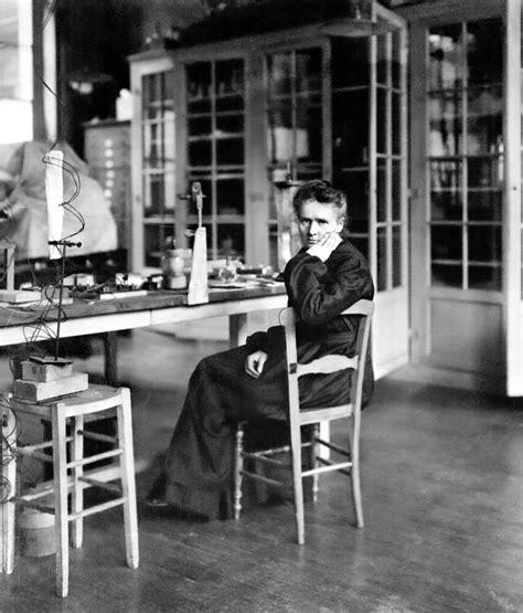 Marie Curie In Paris In Her Laboratory 1905 Photographic Print For Sale