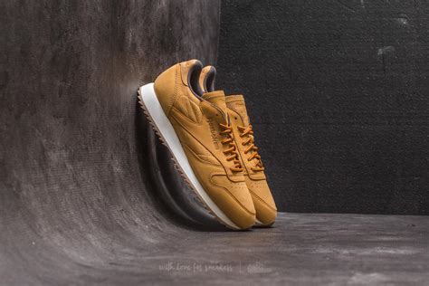 It is also sometimes called smooth leather is the conventional term for leather that can be created from the smooth grain side of creature skins. Reebok Leather Ripple Wp Golden Wheat/ Urban Grey/ Chalk ...