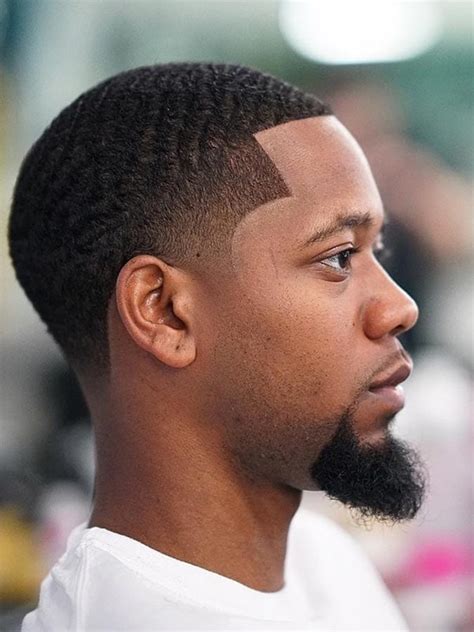 Buzz Cut Fade No Beard - All you Need To Know About The Buzz Cut - What Is It? How To Style?