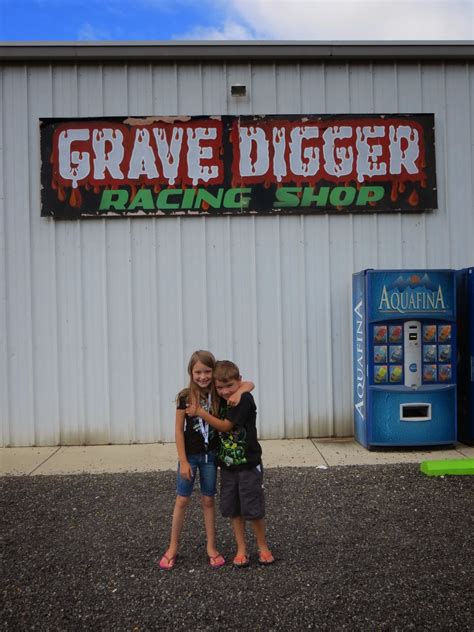 This list may not reflect recent changes (learn more). It's Fun 4 Me!: North Carolina: Digger's Dungeon