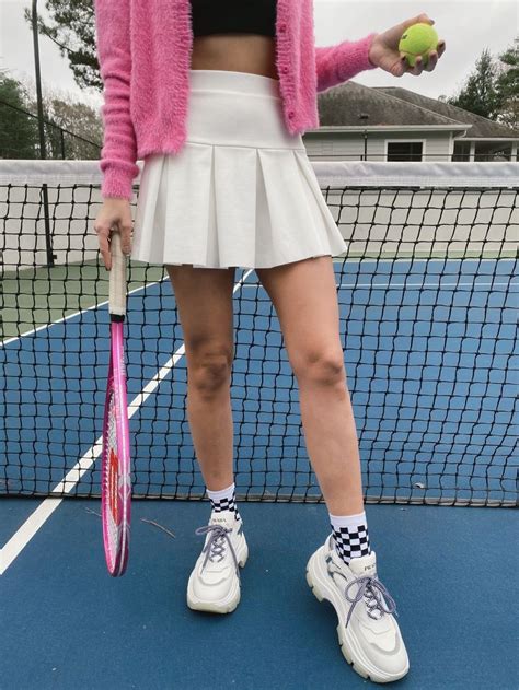 What To Wear To Play Tennis Cute Tennis Outfit In 2020 Tennis Skirt