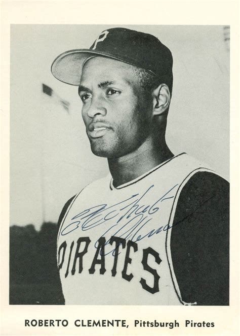 Lot Detail Roberto Clemente Vintage Signed 5 X 7 Black And White