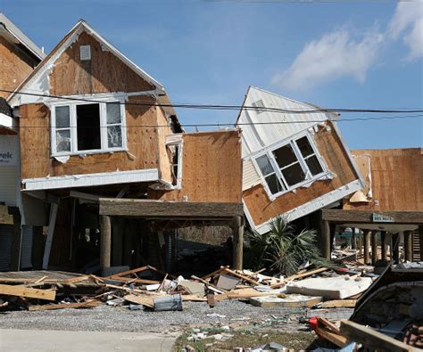 Hurricane Michael Tears Florida Towns Apart 7 Dead