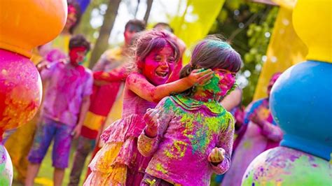 Why Do We Love The Festival Of Colors Holi