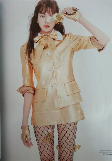 5 Scan Blackpink Lisa Elle Korea Magazine February 2020 Issue Prada