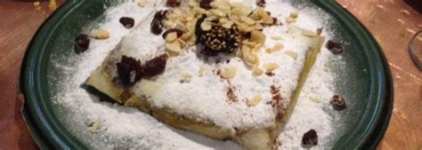 En el gesto de acudir al desierto cristaliza un deseo del cineasta… Al-Jaima, Cocina del Desierto - Chueca - C. Barberi, 1
