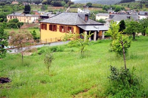 Pertenece a la provincia de león, y forma parte de la carismática comarca de el bierzo. Casa rural en el Bierzo