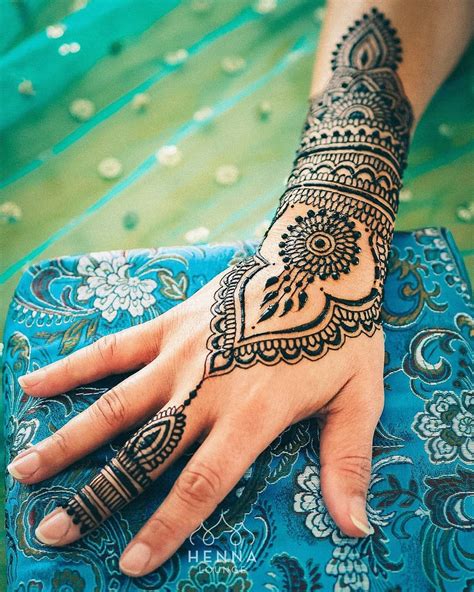 Unique Back Hand Mehndi Designs For The Bridesmaids Wedmegood