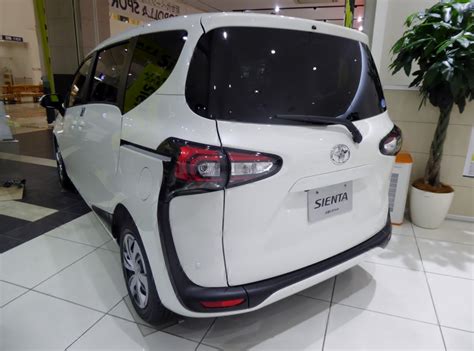 Low fuel consumption for an mpv ranging from 12. Toyota Sienta technical specifications and fuel economy