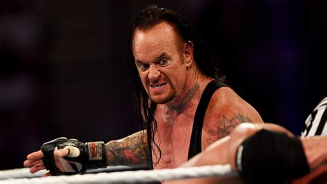 The undertaker has officially retired from pro wrestling but the wwe legend plans to stay in pristine physical condition. The Undertaker anuncia su retiro luego de 30 años en el ring