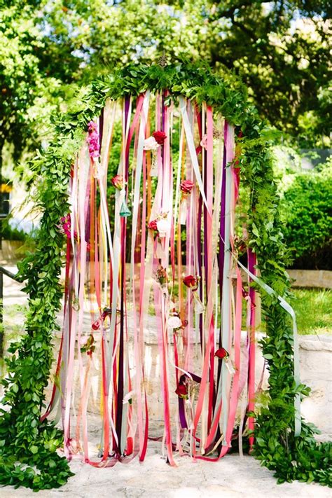 This Ultra Chic Wedding Is An Homage To Glamour Diy Wedding Arch Diy Wedding Decorations