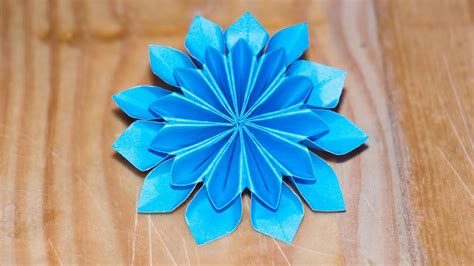 Diy Paper Flowers Easy Crafts Ideas Paper Crafts 5 Minute Crafts