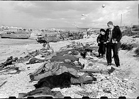 About 1,000 casualties were estimated on gold beach and sword beach each. US Casualties | Robert capa, D day normandy, History of ...