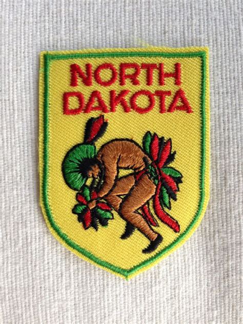 North Dakota Vintage Travel Patch By Voyager Etsy Travel Patches