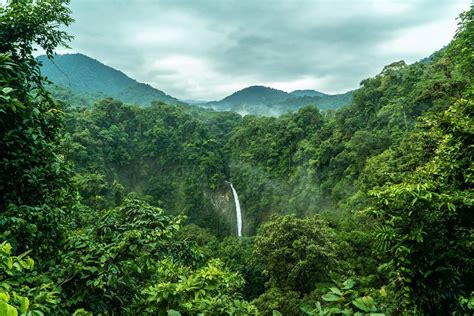 Costa Rica For Nature Lovers And Adventure Seekers — Trusted Travel Girl