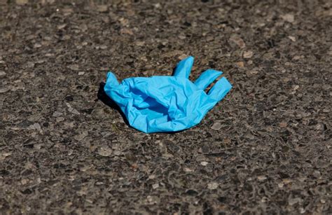 Stop Discarding Used Rubber Gloves Face Masks On Ground Amid Covid Crisis Mayor Says Cbc News