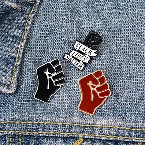 Raised Fist Pin Black Lives Matter Badge Black Power Solidarity Resist Protest Enamel Pins Life
