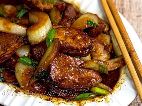 Finding healthy chinese food can be quite challenging. Roast Pork with Chinese Vegetables - The Midnight Baker