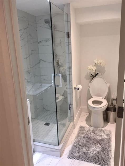 Looking for small bathroom ideas that will make the whole space seem bigger? Cozy small 3 piece bathroom layout. | 1000 - Modern | 1000 ...