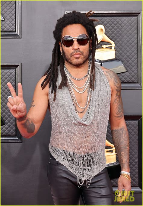 Lenny Kravitz Wears A Chainmail Top To Grammys 2022 Photo 4738884