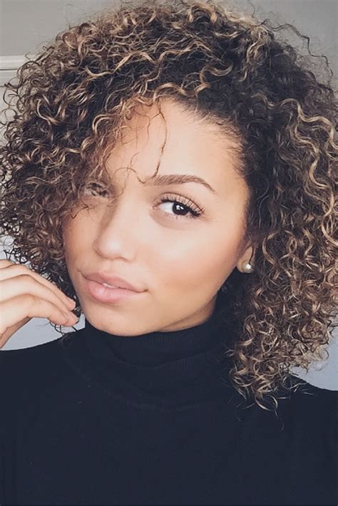 Curly and wavy hair looks amazing, there is no doubt about it. Wash and Go Routine for 3B/3C Curly Hair. How to Style ...