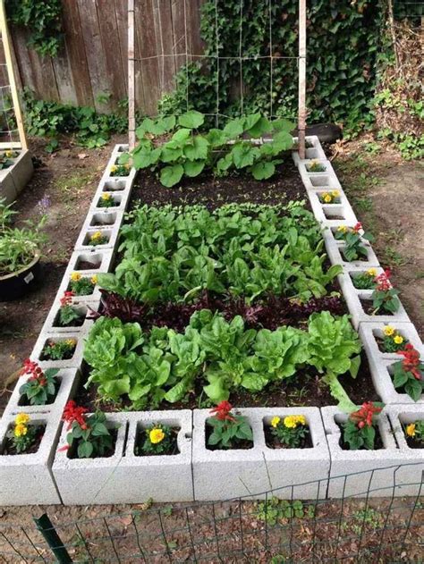 63 Awesome Backyard Vegetable Garden Design Ideas In