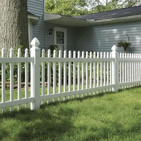 Freedom Pre Assembled Newport 3 Ft H X 8 Ft W White Vinyl Gothic Fence