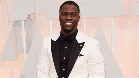 Kevin Hart Shows Off His Abs In New Shirtless Pic Reflects On Weight