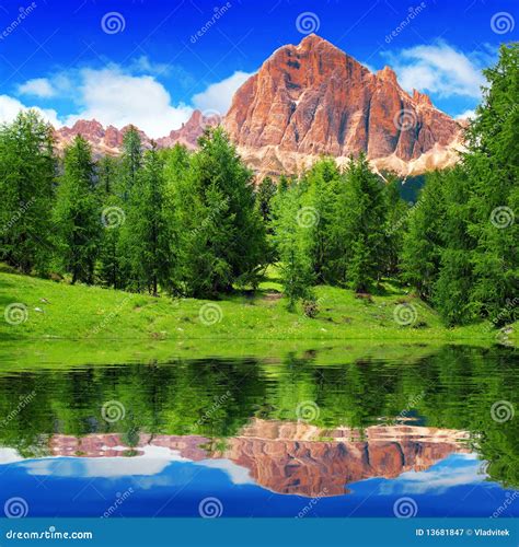 Alpine Mountain Lake Stock Image Image Of Alps Calm 13681847