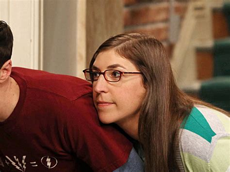425000 — Melissa Rauch The Big Bang Theory Cbs Business