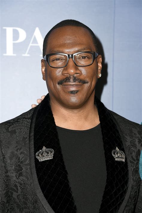 Eddie Murphy Hosts Saturday Night Live For The Very First Time In 35 Years