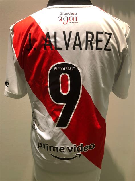 ¡camiseta De River Plate Firmada Por Julián Álvarez Bien De Bien
