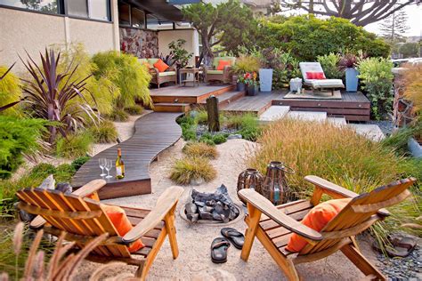 16 Simple Solutions For Small Space Landscapes Backyard Seating