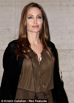 Angelina Jolie S Surgeon Reveals Each Step Of Her Treatment From The Reconstruction She Had To