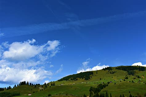 Kostenloses Foto Zum Thema Berg Blauer Himmel Gras