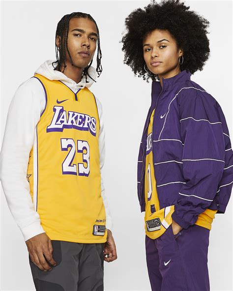 Zeigen sie einige solidarität mit anderen. LeBron James Lakers City Edition Nike NBA Swingman Trikot ...