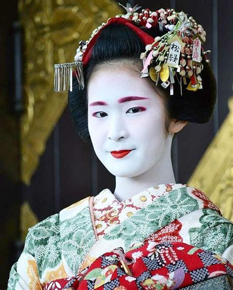 Maiko In December Instagram Photo By Kuumill Japanese Culture