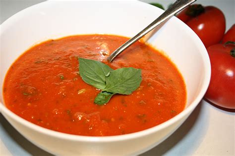 Reboot Friendly Roasted Tomato And Garlic Soup Joe Cross