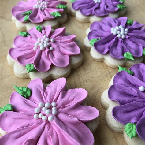 Pink And Purple Flower Decorated Sugar Cookies Purple Cookies Royal