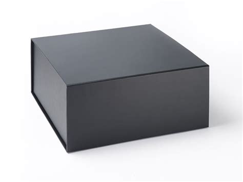 Wholesale Large Black Hamper T Boxes With Magnetic Closure