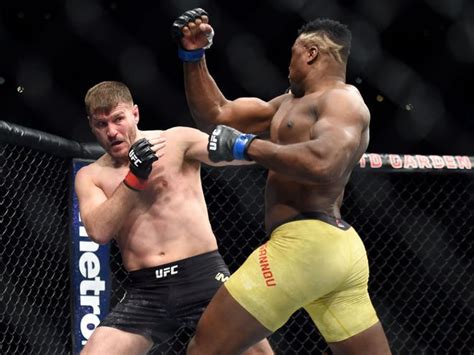 В главном бою вечера чемпион ufc в тяжёлом весе стипе миочич не смог защитить. Стипе Миочич - Биография, UFC, последний бой, жена ...