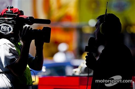 Nascar extends its deepest condolences to the friends and family of mark beard sr. FOX Sports reveals its 2015 NASCAR lineup