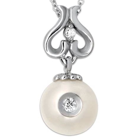 galatea diamond in a pearl necklace fabulous jewelry jewelry pearls