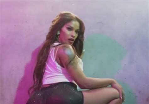Watch Joseline Hernandezs Dance Video She Twerks To New Song ‘babby