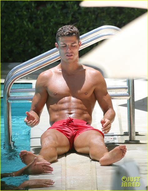 Cristiano Ronaldo Shows Off Toned Abs While Shirtless In Miami Photo