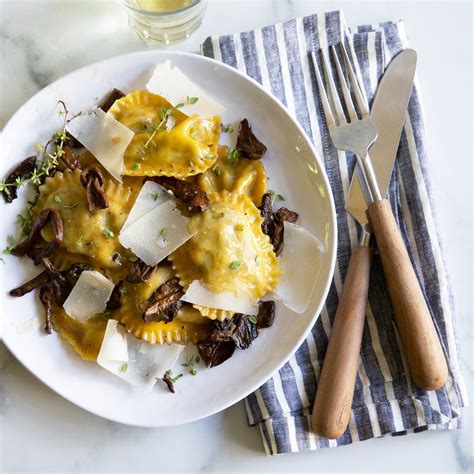 Ravioli Porcini And Wild Mushroom Egg Pasta Retangolimama Mucci